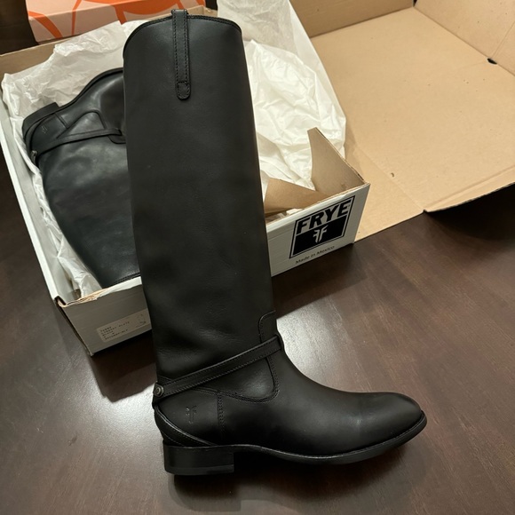 NWT Black Leather Frye Boots - Picture 2 of 11